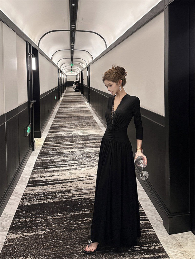 NA+ 法式黑浪漫V領蕾絲拼接連身裙