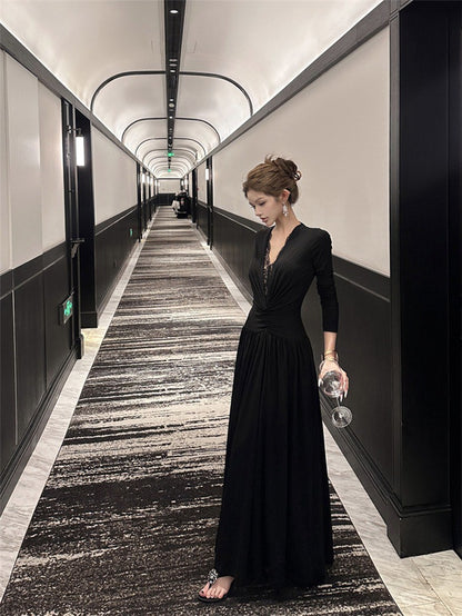 NA+ 法式黑浪漫V領蕾絲拼接連身裙