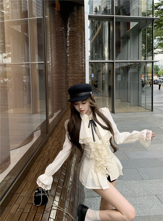 NA+ 法式女爵 宮廷蕾絲荷葉收腰襯衫