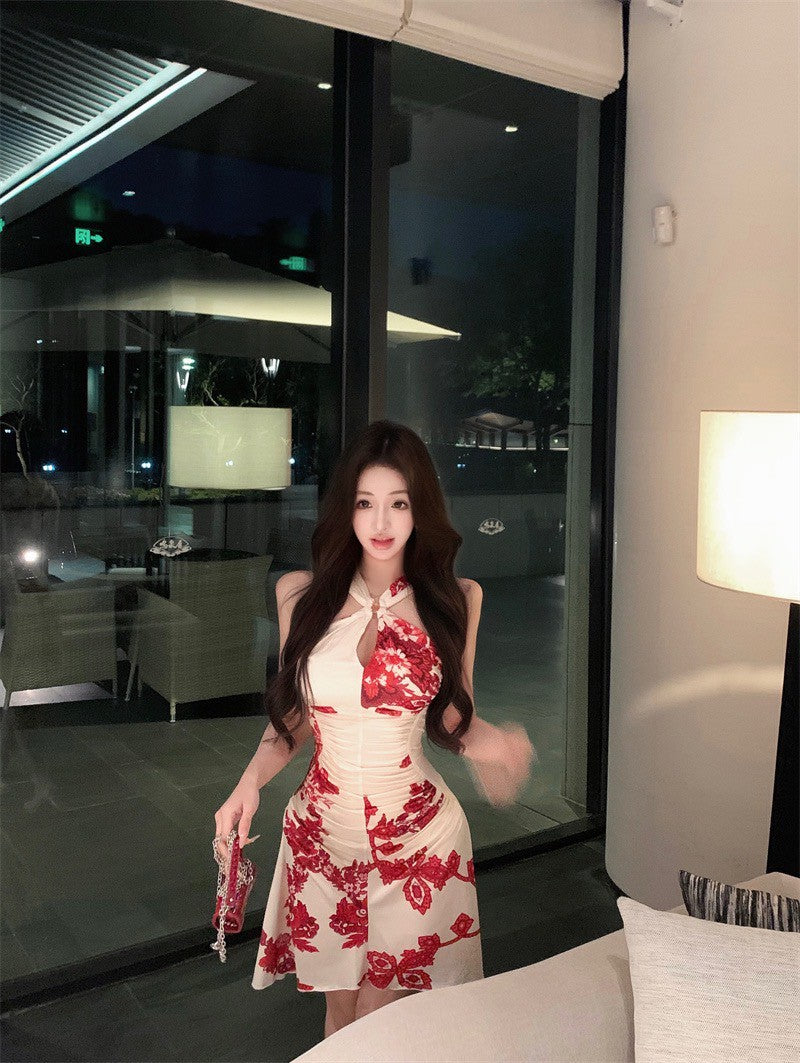 Na+ 復古名媛 中式設計感印花掛脖連身裙