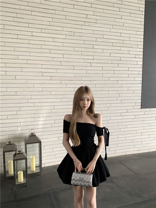 NA+ 公主sweetie甜美一字領花苞連身裙 黑