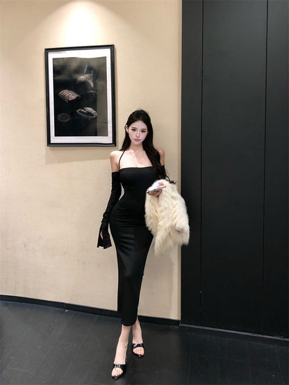 NA+ 極致美腰性感掛脖交叉綁腰彈力連身裙 黑/藍