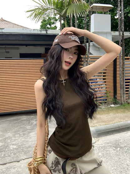 NA+ 美式簡約美腰縷空背心 棕綠