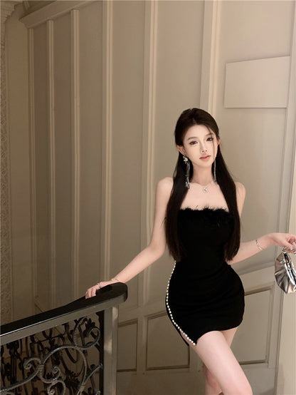 Na+ 性感尤物毛毛抹胸鑲鑽連身包臀裙