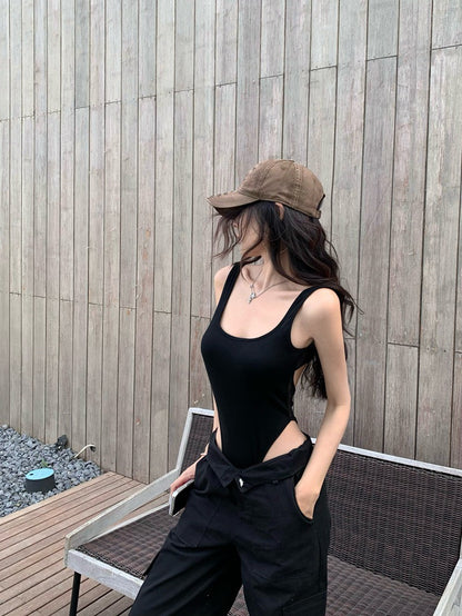 NA+ 歐美控的愛 設計款帶胸墊U領連體衣 黑