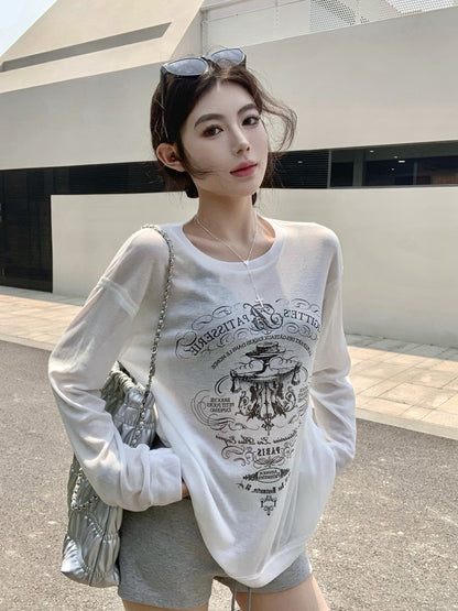 Na+ 俏皮防曬模式 圓領美式印花上袖上衣 白
