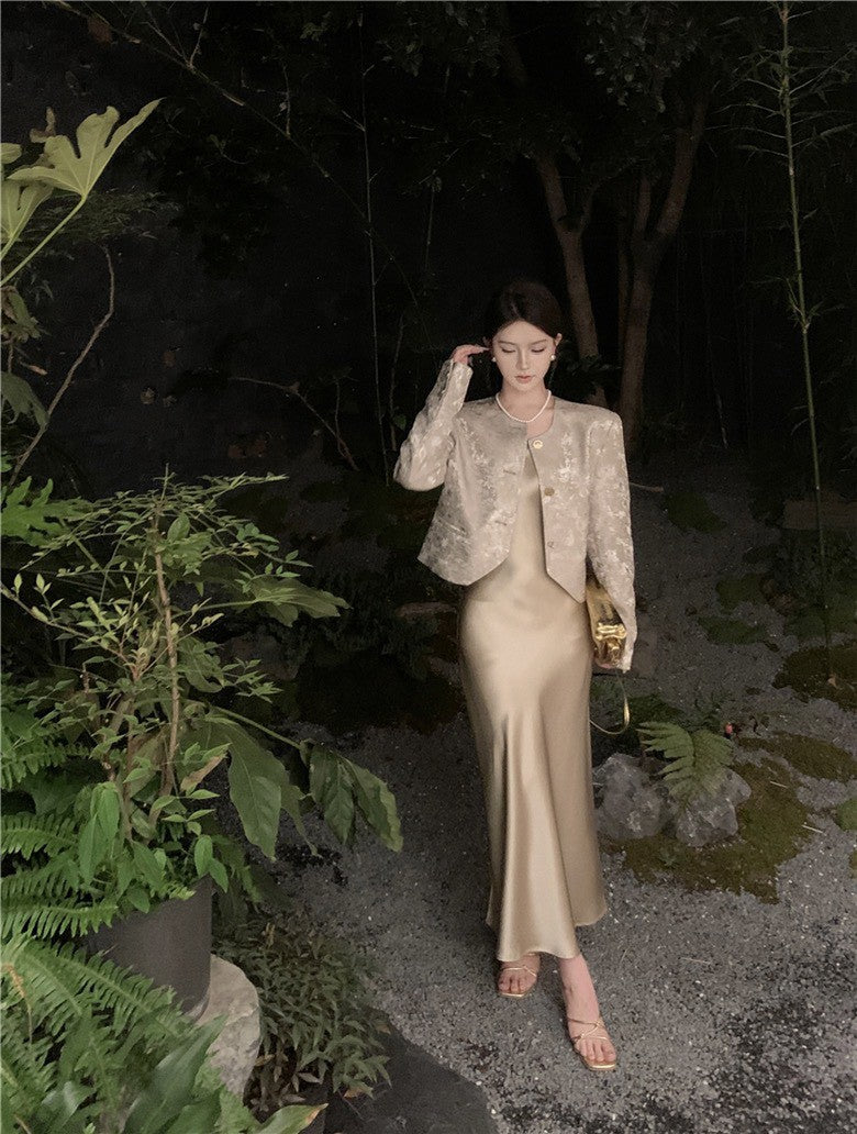 NA+ 鎏金緹花醋酸小香外套 緞感香檳連身裙