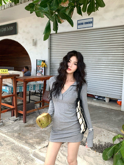 NA+ SO HOT辣妹polo領彈力連身裙 灰/藏藍