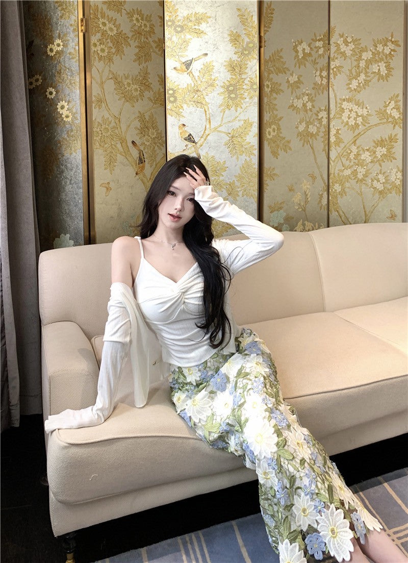 Na+ 富家千金 春色滿分重工手工刺繡花半身裙 顯瘦開衫 背心