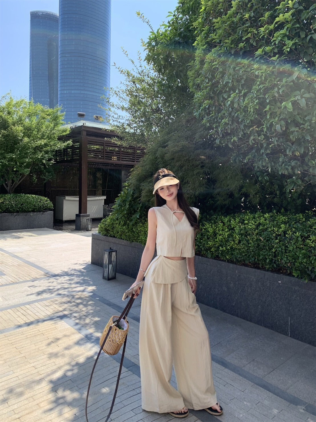 NA+ 本期主打 慵懶雙面穿上衣/不規則修身休閒褲 米杏/藍