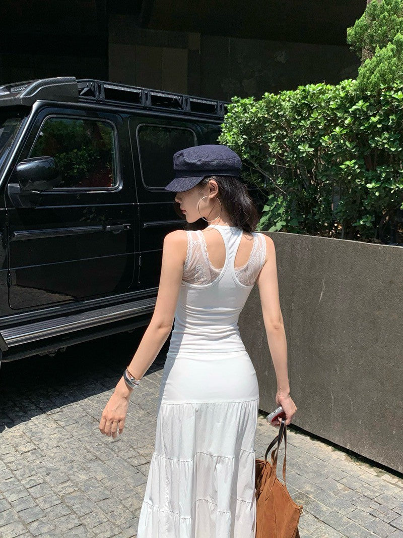 NA+ 幸運女孩修身蕾絲拼接row風背心 白/黑