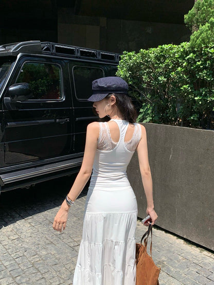 NA+ 幸運女孩修身蕾絲拼接row風背心 白/黑