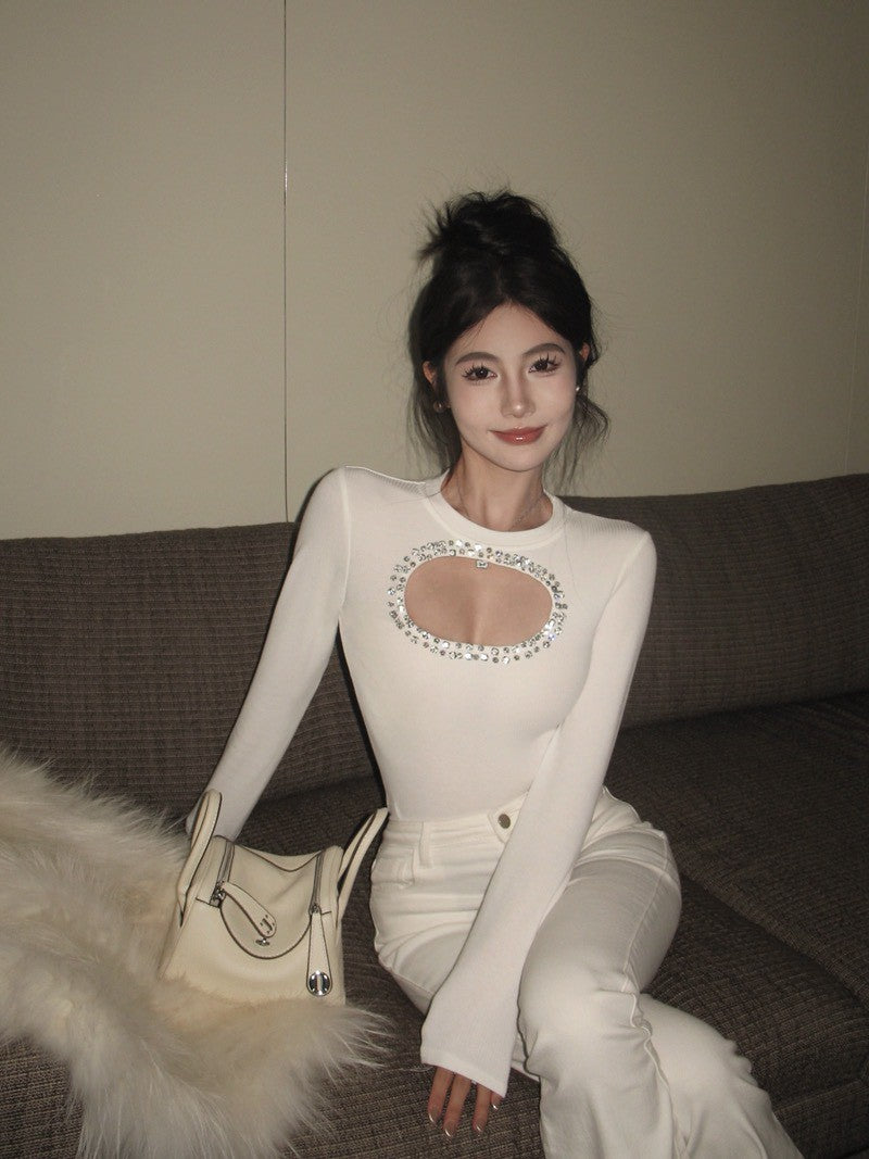 NA+ 純慾心機縷空鑲鑽圓領上衣 白