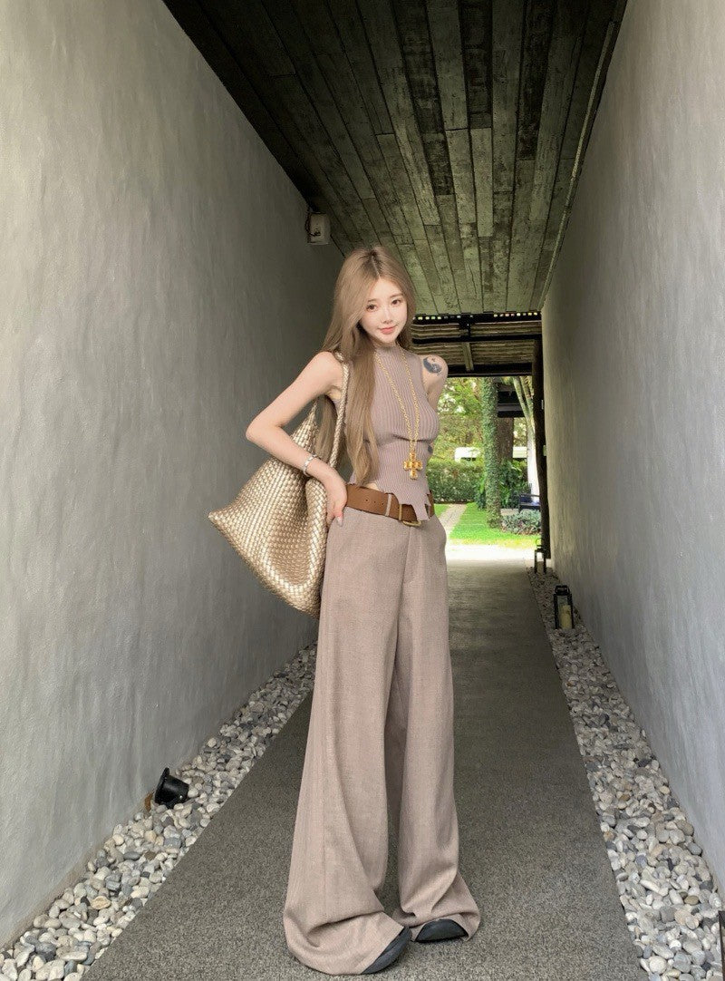Na+ 不規則設計感針織背心 高腰通勤老錢休閒褲 卡其
