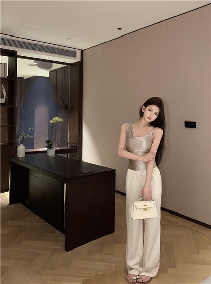 NA+ 香檳珠寶蘯領修身背心 修身休閒褲