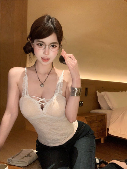 NA+ 甜心公主 緹花蕾絲V領背心 杏
