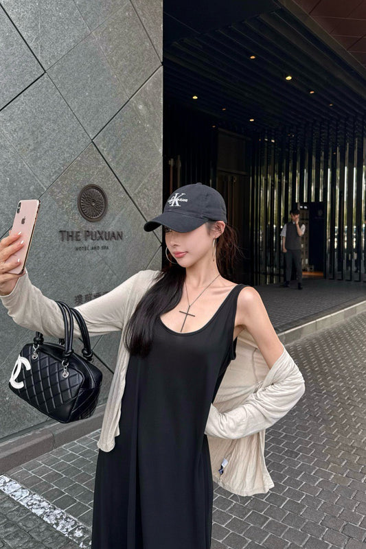 NA+ “出門拿外送”一件式扭結吊帶U領連身裙 黑