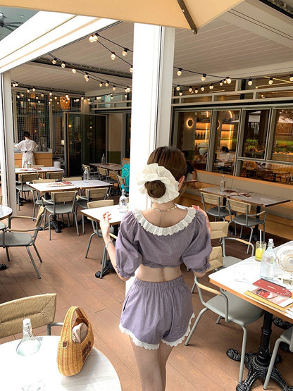 NA+ 法式lazy girl 方領格紋拼接短款上衣 花邊休閒短褲