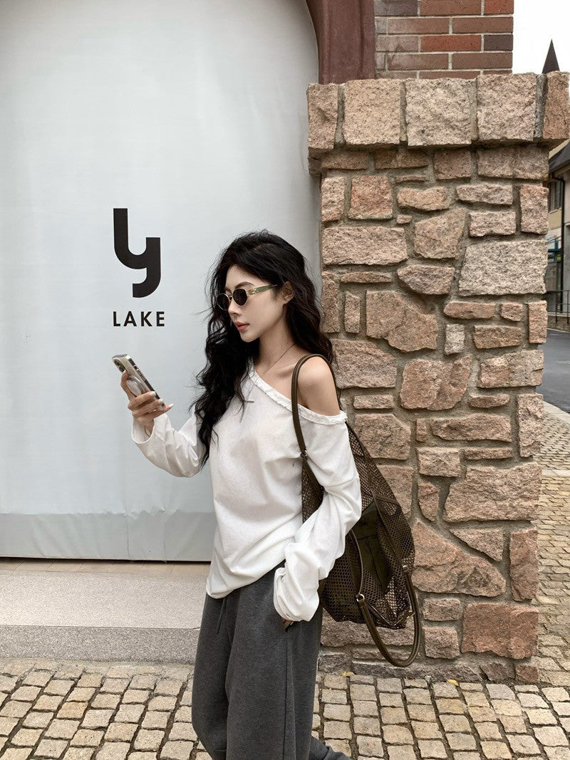 NA+ 推薦款*休閒花邊斜領寬鬆慵懶上衣 白/灰