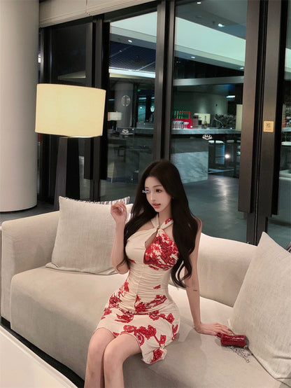 Na+ 復古名媛 中式設計感印花掛脖連身裙