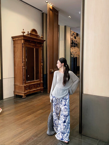 ''Na+''清冷大姐姐 露背縷空寬鬆長袖上衣 復古印花休閒褲