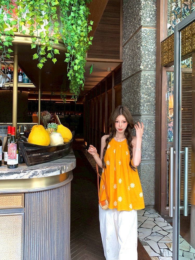 NA+ 黃油可麗露繡花料圓領背心上衣