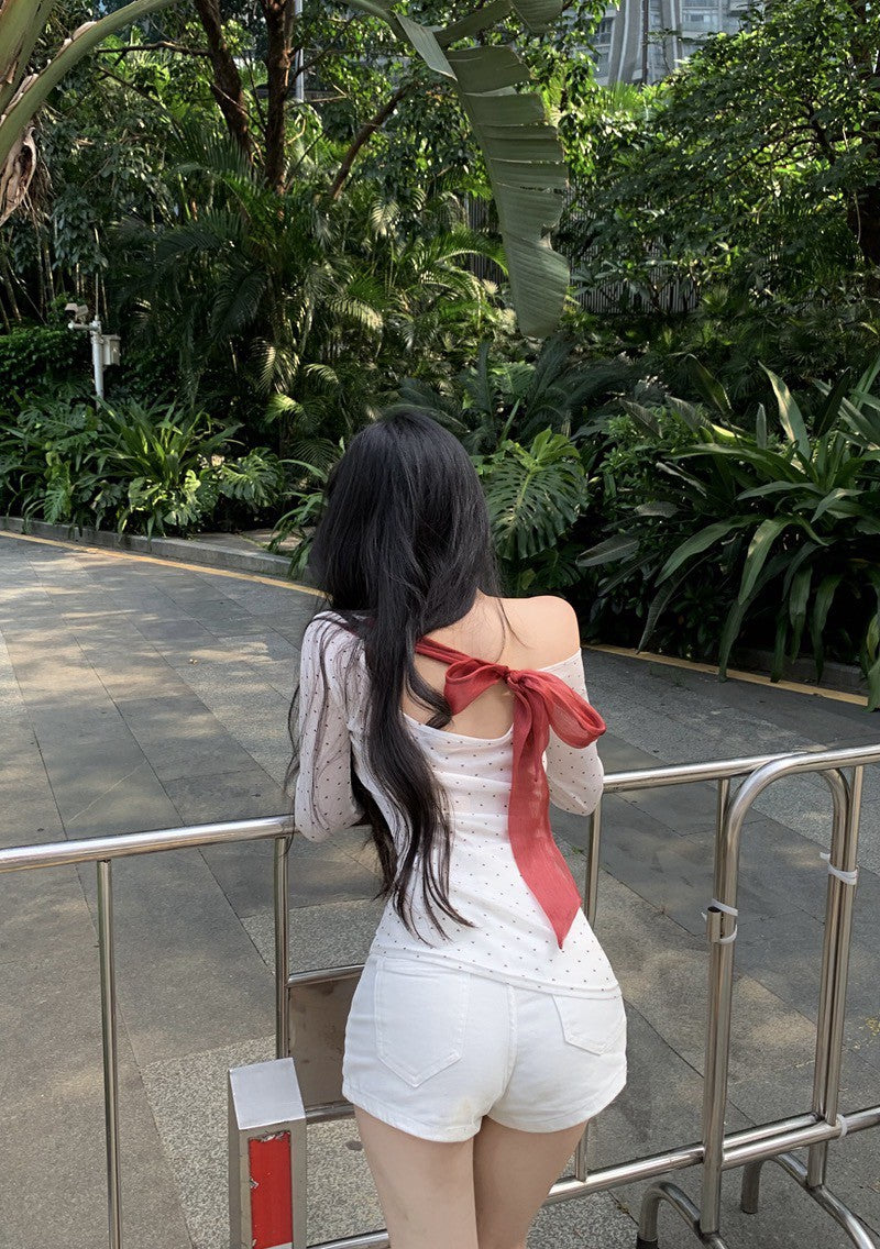 NA+ 愛心波點美感蝴蝶結綁帶上衣