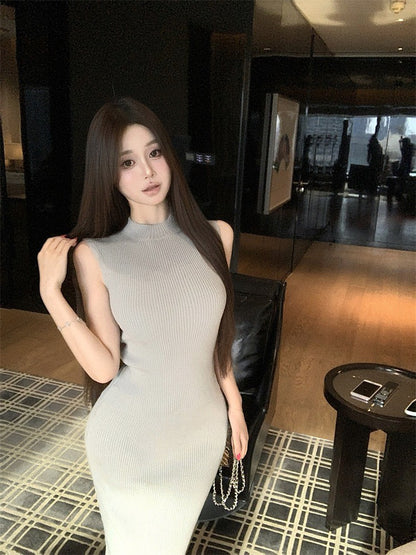 NA+ 溫柔歐膩低飽和藍灰針織背心 開叉半身裙