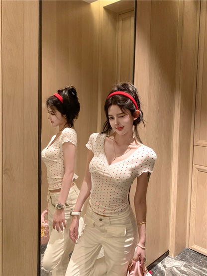 Na+ 韓系香奶奶 蕾絲修身薄款上衣 愛心印花款