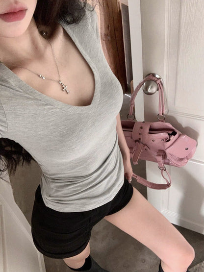 NA+ 絕對辣妹基礎百搭V領彈力上衣3色