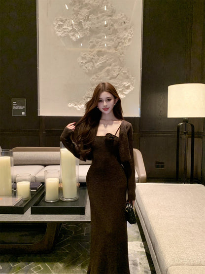 NA+ 輕熟摩卡厚針織抹胸裙 同色系短款外套