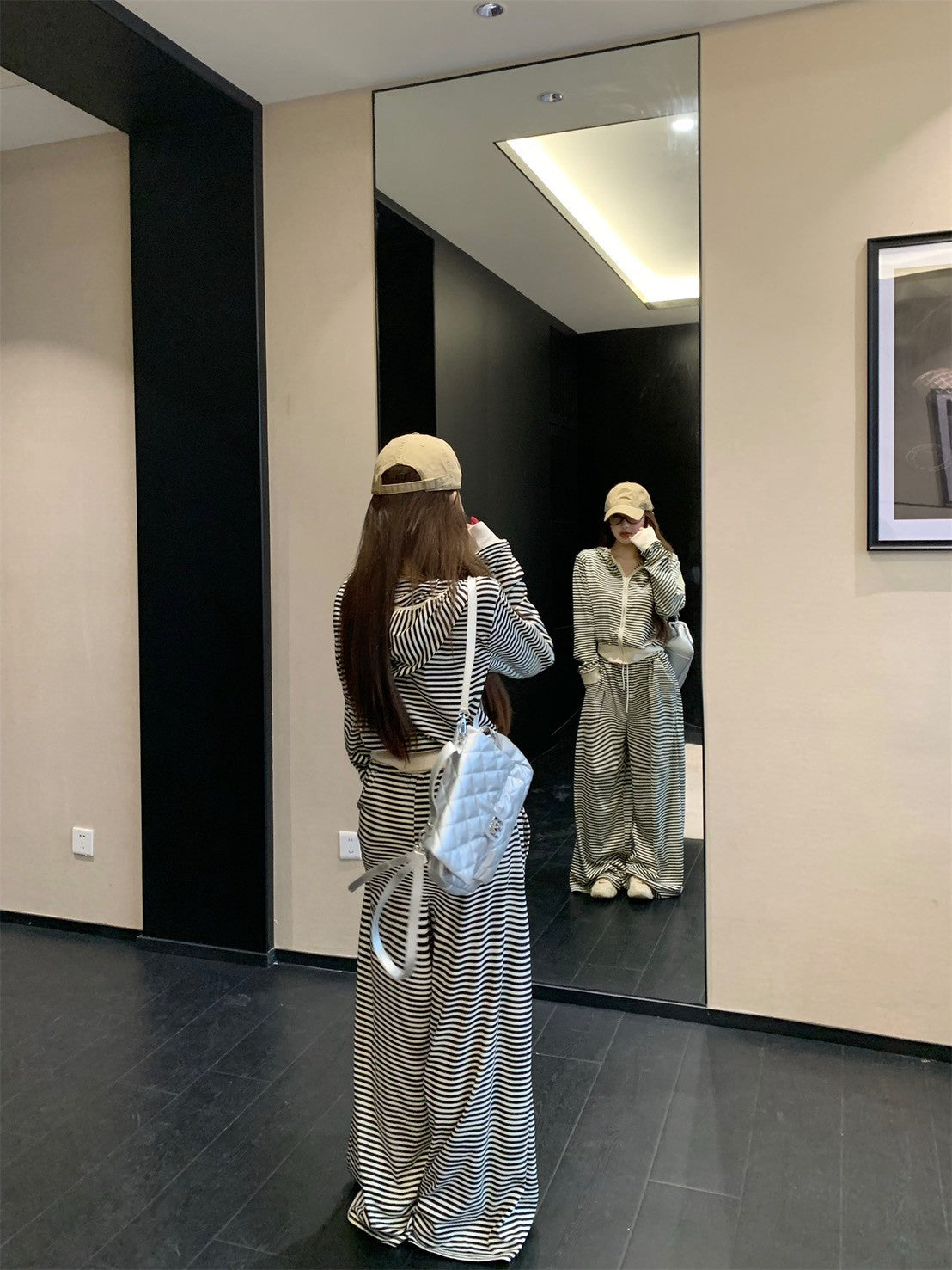 NA+ 運動空調條紋連帽外套/鬆緊休閒褲