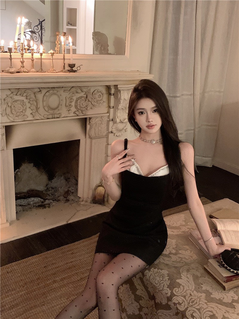 Na+ 重工拼色亮鑽面料收腰連身裙