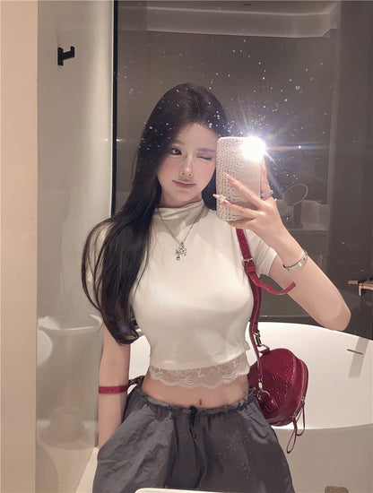 Na+ 嬌欲私藏甜美蕾絲衣擺上衣 白