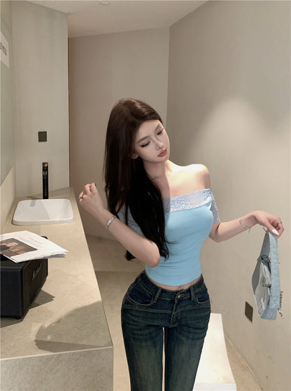 Na+ 氣質蕾絲一字領彈力上衣 藍