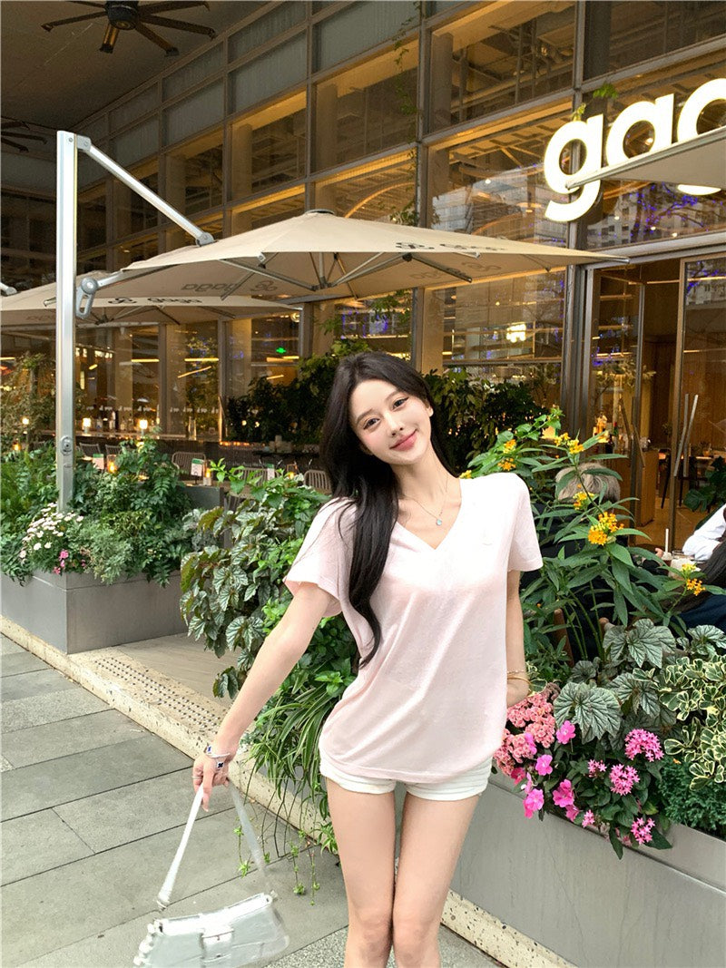 NA+ 熱銷款女王回歸 面膜V領T恤 粉/灰