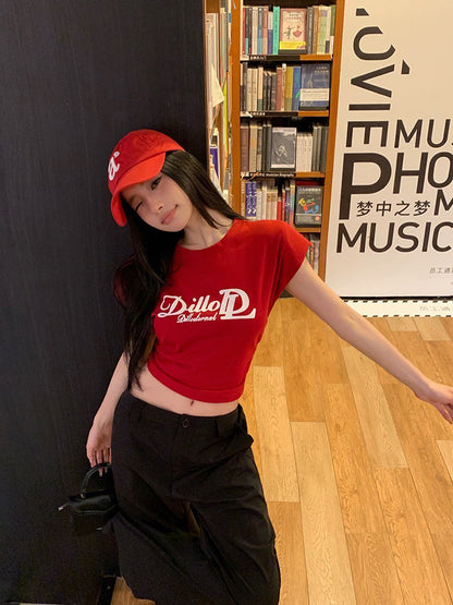 ''Na+''美式DL墊肩收腰字母辣妹上衣 紅