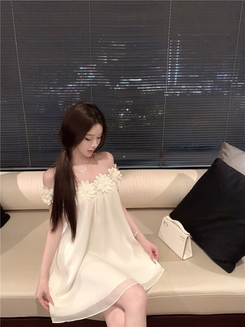 NA+ 手工立體花香肩一字領雪紡上衣