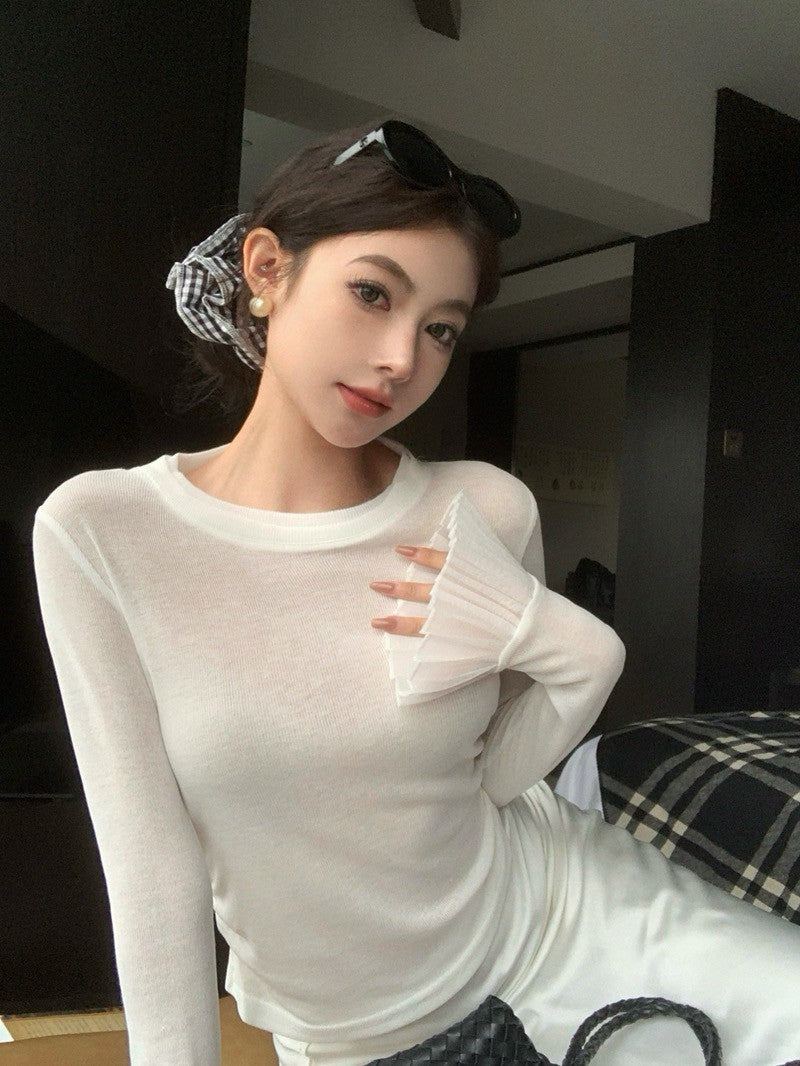 Na+ 人魚公主 氣質喇叭袖圓領彈力打底上衣 白