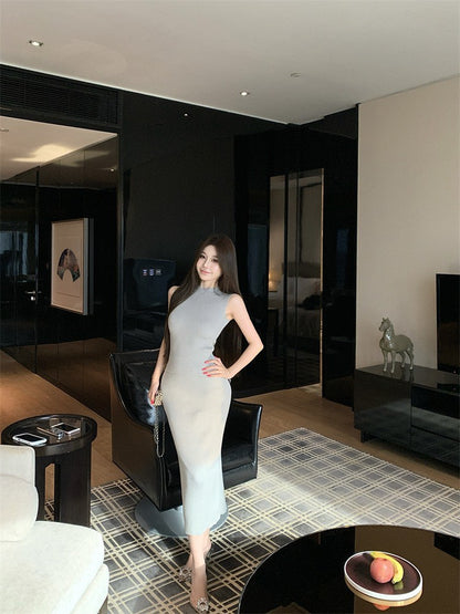 NA+ 溫柔歐膩低飽和藍灰針織背心 開叉半身裙