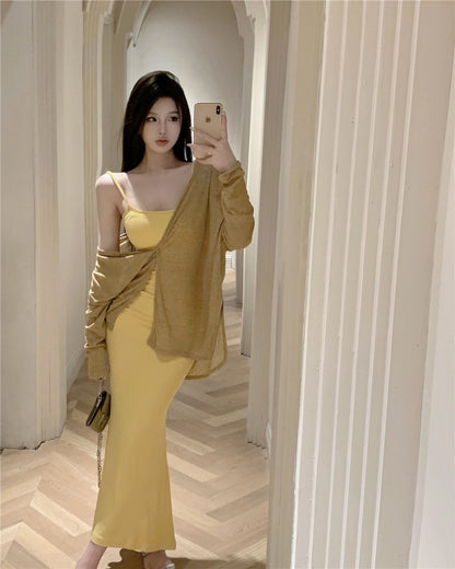NA+ 拿捏嫩呼奶黃skim吊帶連身裙 薑黃色開衫