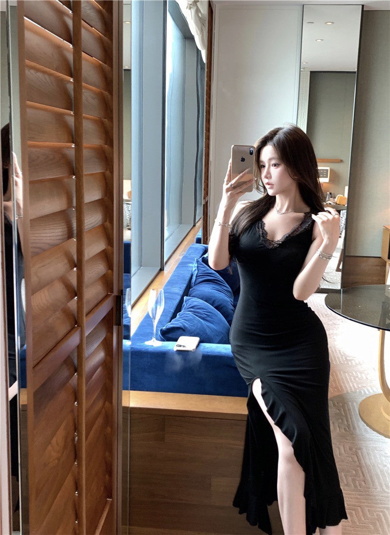 Na+ 復古貓女性感蕾絲開叉連身裙 黑