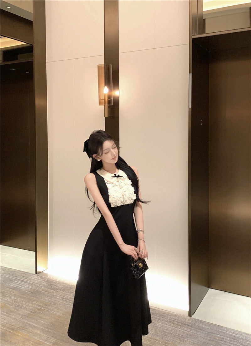 Na+ 露思款甜心娃娃撞色收腰連身裙