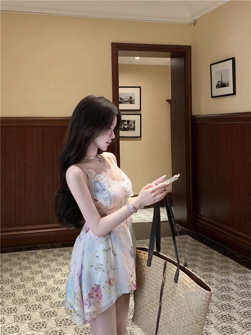 Na+ 熱帶雨林 V領收腰細肩上衣