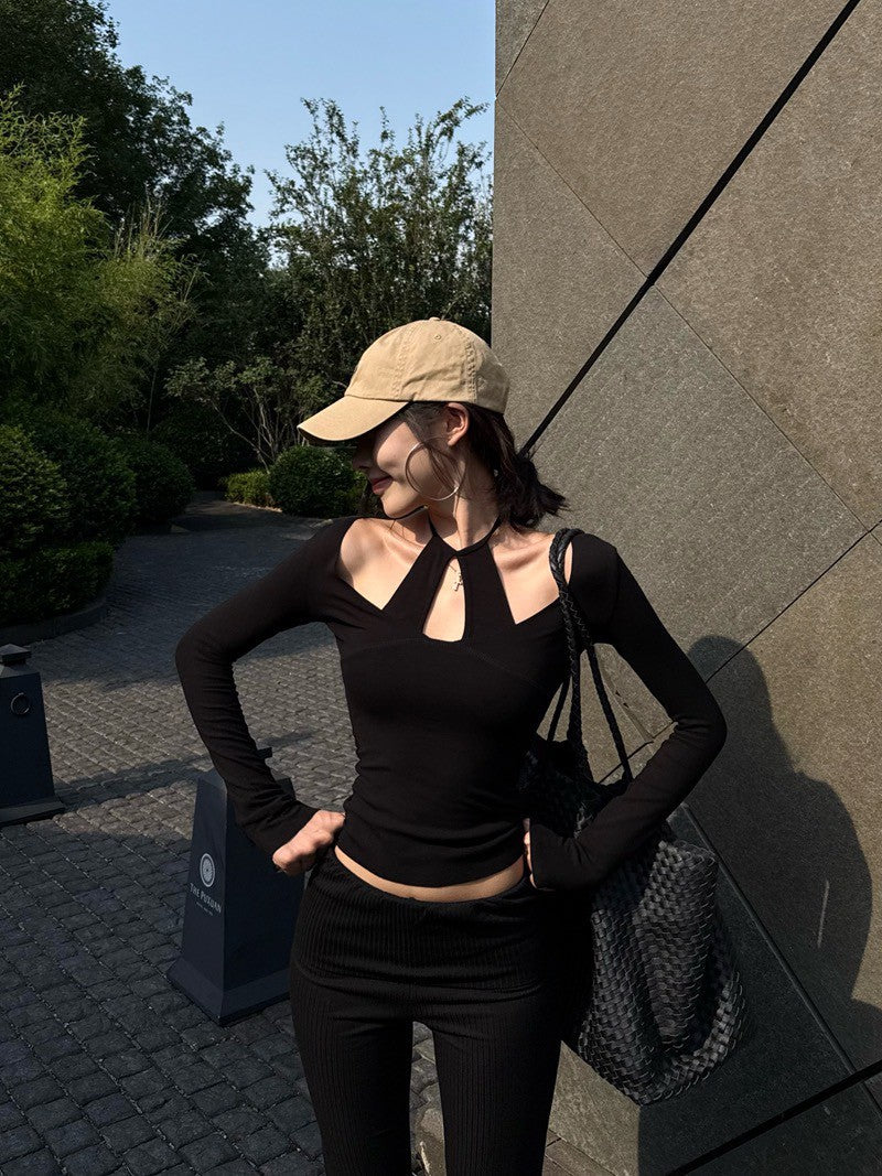 NA+ 性感御姐黑色掛脖挖空上衣