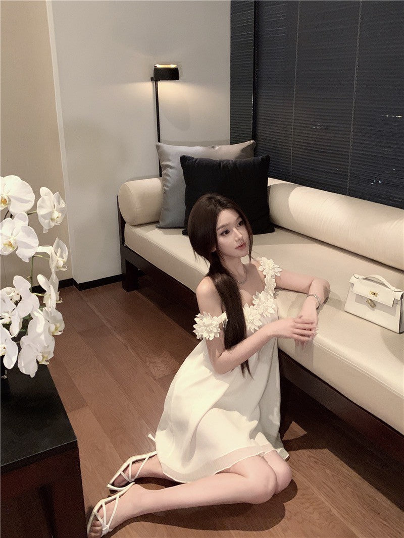 NA+ 手工立體花香肩一字領雪紡上衣