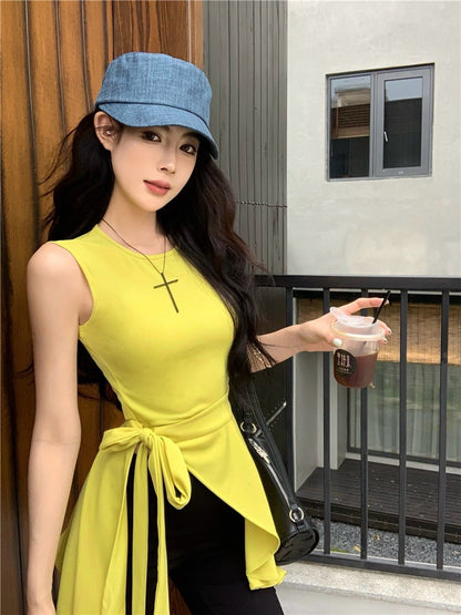 Na+ 氣質名媛簡約圓領純色收腰無袖上衣 粉/黃/黑