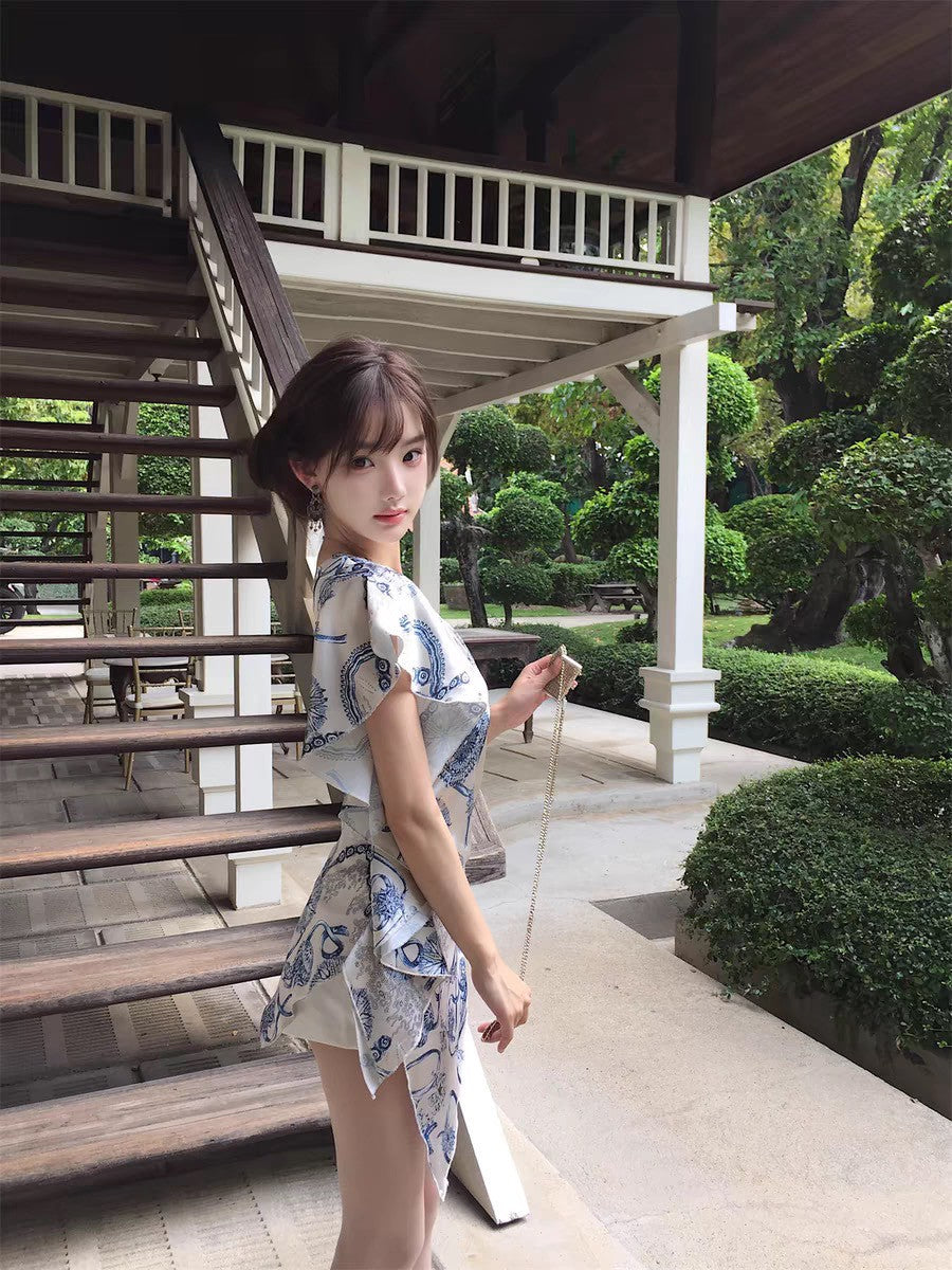 NA+ 古董千金矜貴印花斜領連身裙