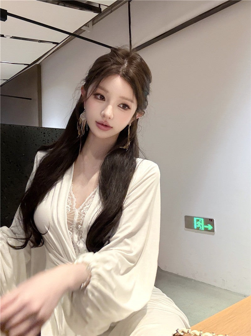 NA+ 淡香純慾蕾絲扭結拼接長款連身裙 白