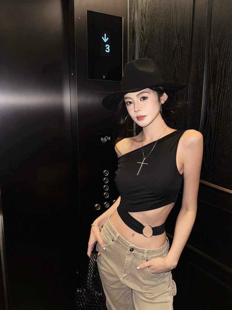 NA+ 鎖肩性感不對稱露腰修身上衣 黑